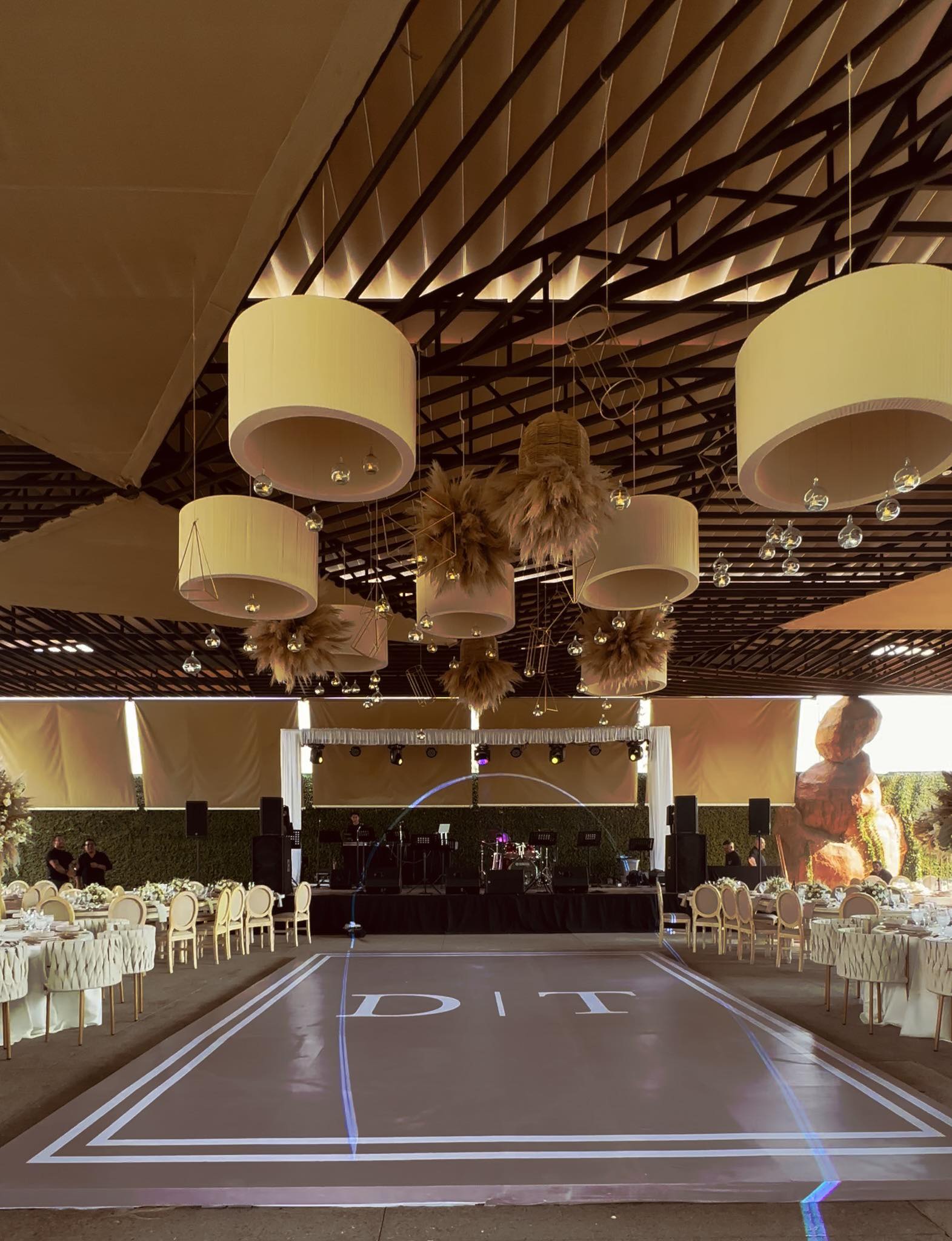 Mesa de novios floral